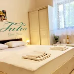 Julia 4* 스타브로스