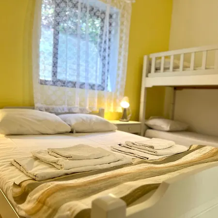 Guest house Guest House Julia Stavros (Thessaloniki)